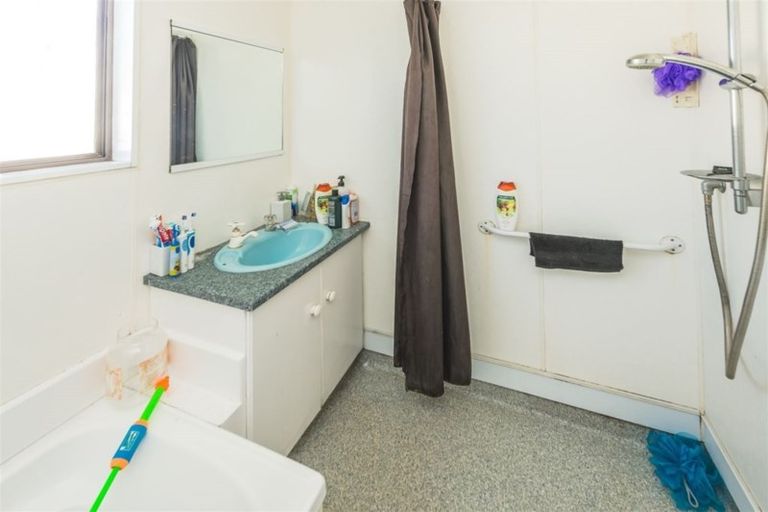 Photo of property in 8a Niblett Street, Whanganui, 4500