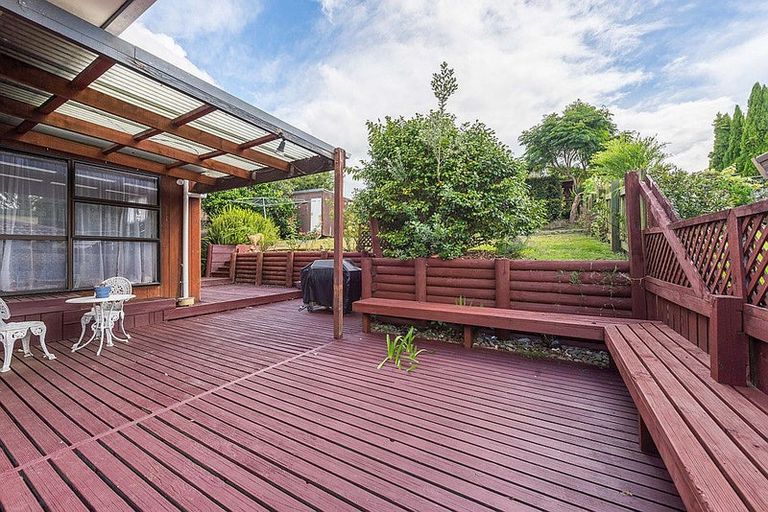 Photo of property in 35 Matua Road, Huapai, Kumeu, 0810