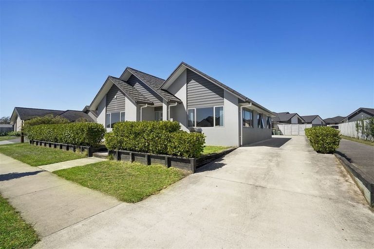 Photo of property in 20 Arista Way, Rototuna North, Hamilton, 3210