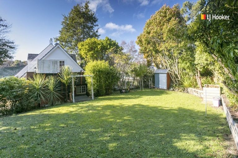 Photo of property in 69 Glenross Street, Glenross, Dunedin, 9011