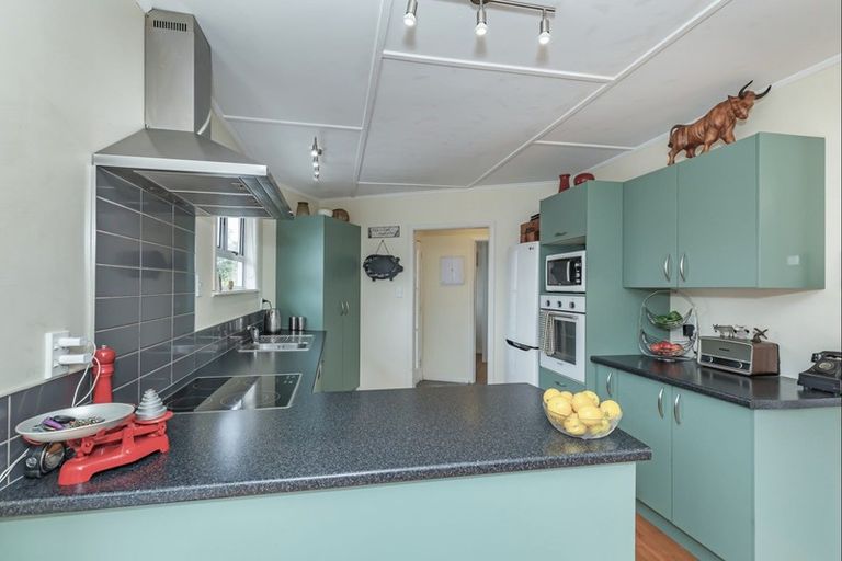 Photo of property in 174 Muhunoa Road West, Ohau, Levin, 5570