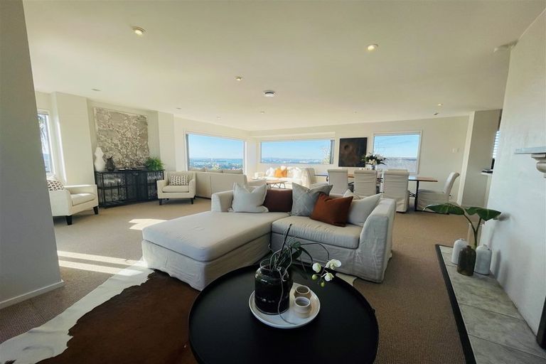 Photo of property in 46 Hinemoa Street, Birkenhead, Auckland, 0626