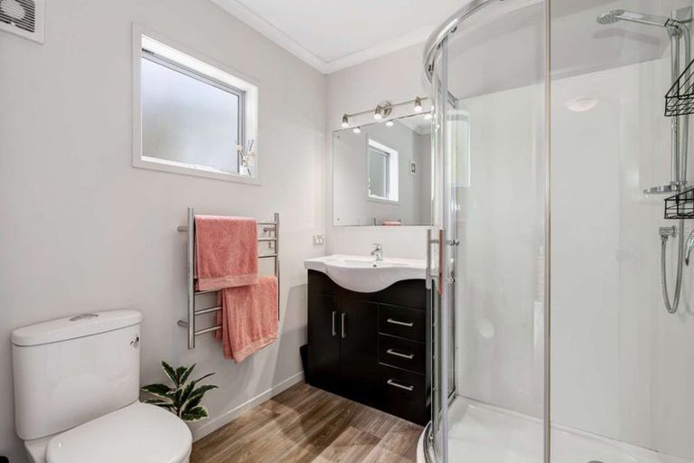 Photo of property in 15 Wharuka Glade, Mangawhai, 0505