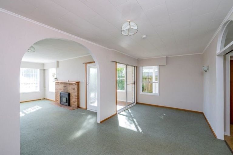 Photo of property in 45 Huia Street, Waikanae, 5036