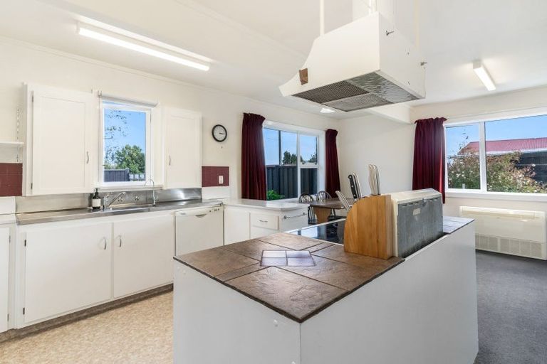 Photo of property in 14 Dejoux Road, Winton, 9720