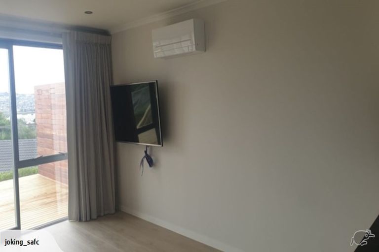 Photo of property in 2 Ridgeview Close, Red Beach, 0932