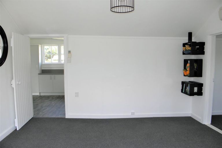 Photo of property in 4/4963 Waimate Highway, Glenavy, Waimate, 7980