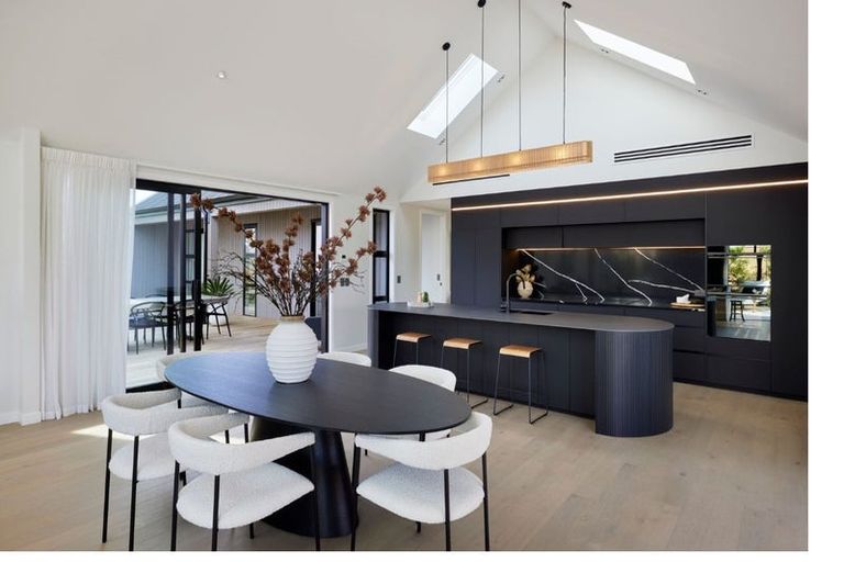 Photo of property in 2 Maeha Drive, Matakana, 0985