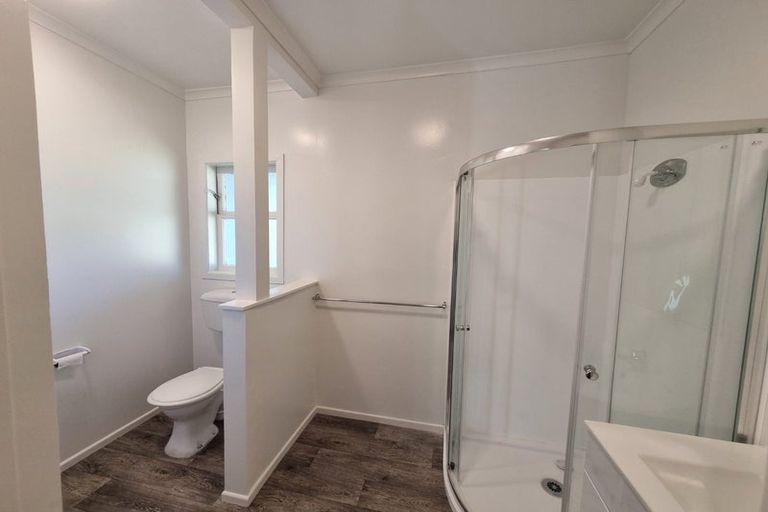 Photo of property in 13 Lee Road, Hannahs Bay, Rotorua, 3010