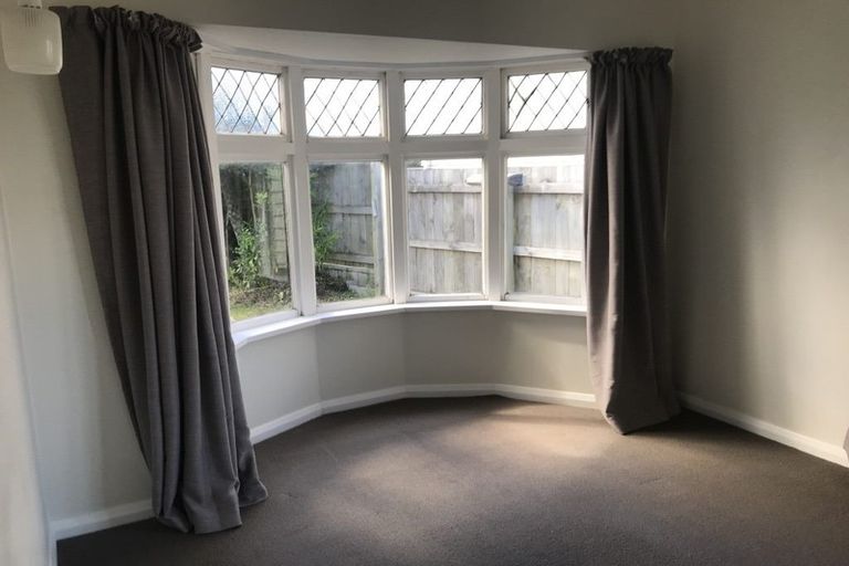 Photo of property in 34 Mandalay Terrace, Khandallah, Wellington, 6035