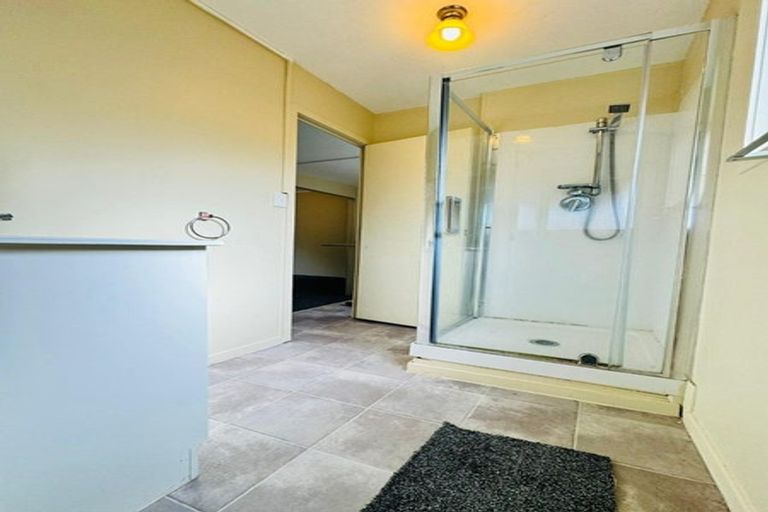 Photo of property in 80p Tirimoana Road, Te Atatu South, Auckland, 0602