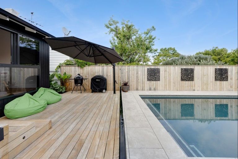 Photo of property in 10 Dorset Street, Westmere, Auckland, 1022