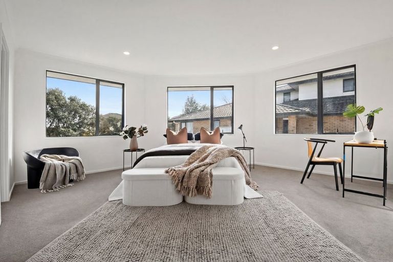 Photo of property in 45 Kittiwake Drive, Schnapper Rock, Auckland, 0632