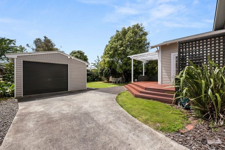 Photo of property in 17 Cudby Street, Woburn, Lower Hutt, 5011