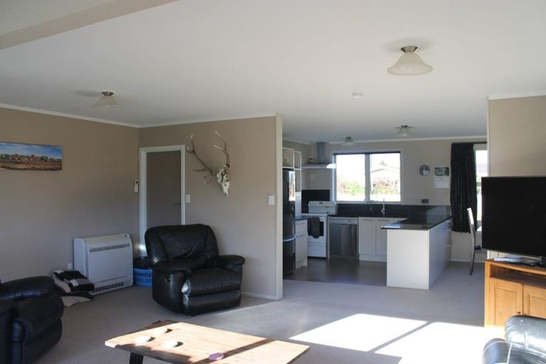 Photo of property in 51 Hillary Street, Winton, 9720