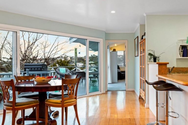 Photo of property in 1/14 Kiteroa Terrace, Rothesay Bay, Auckland, 0630