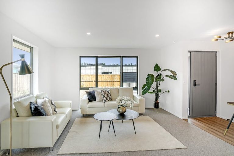 Photo of property in 37 Hanmer Crescent, Rangiora, 7400