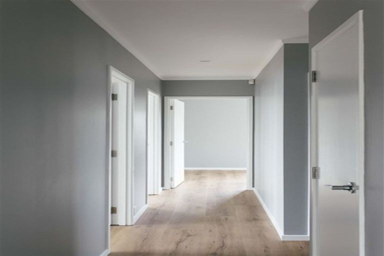 Photo of property in 24 Swainston Road, Saint Johns, Auckland, 1072