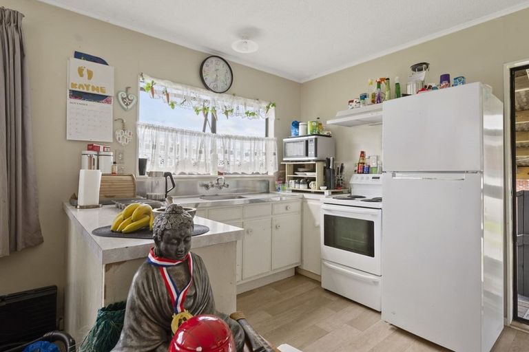 Photo of property in 77 Thomas Crescent, Western Heights, Rotorua, 3015