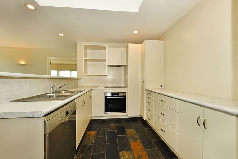 Photo of property in 82 Kidson Terrace, Cashmere, Christchurch, 8022