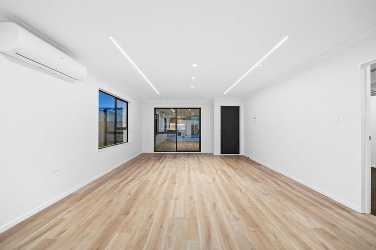 Photo of property in 29a Hywell Place, Manurewa, Auckland, 2102