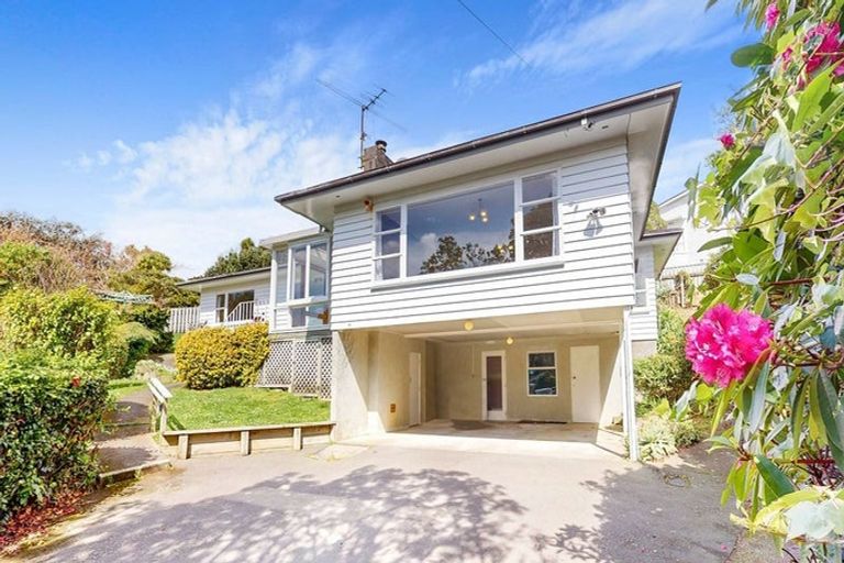 Photo of property in 12 Delhi Crescent, Khandallah, Wellington, 6035