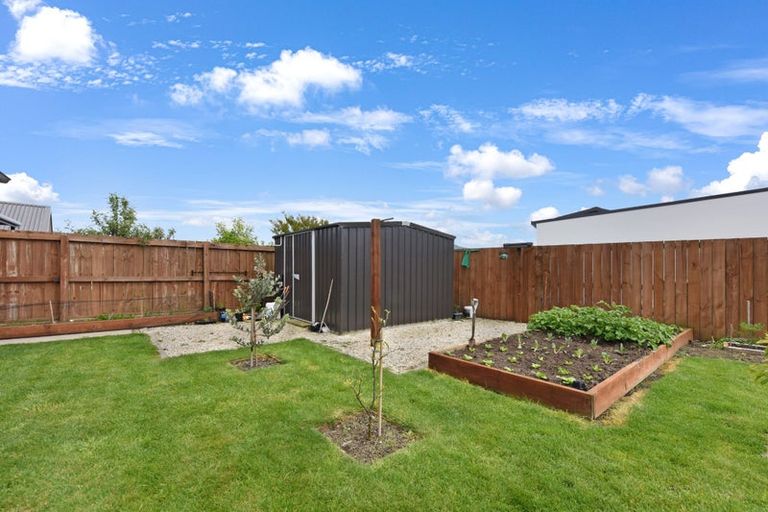 Photo of property in 100 Iwa Street, Mapua, 7005