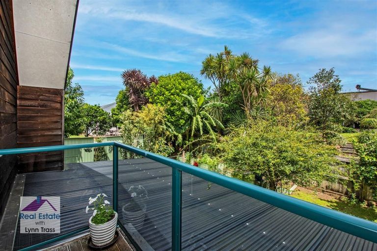 Photo of property in 11e Lupton Avenue, Kensington, Whangarei, 0112