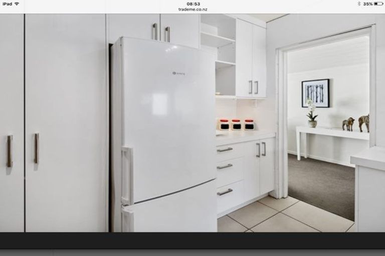 Photo of property in 92b Aikmans Road, Merivale, Christchurch, 8014