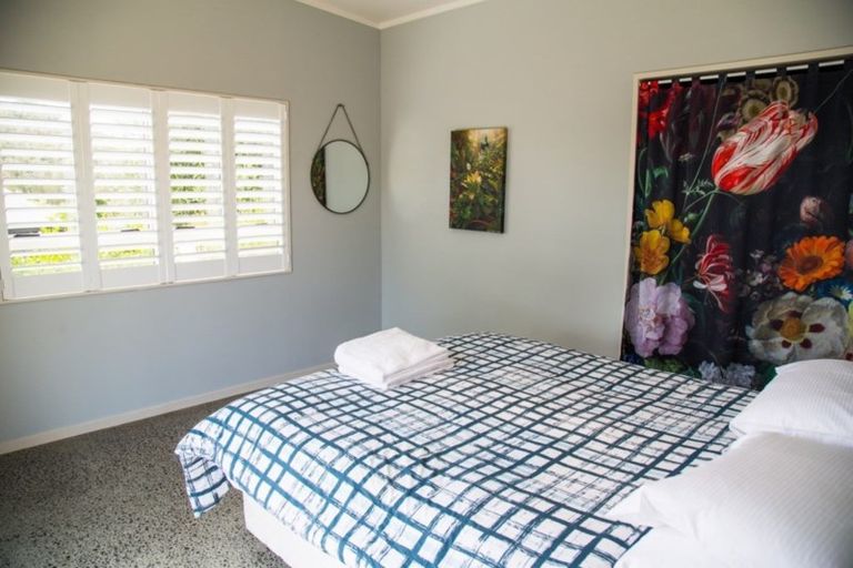 Photo of property in 19 Emmerdale Drive, Hahei, Whitianga, 3591