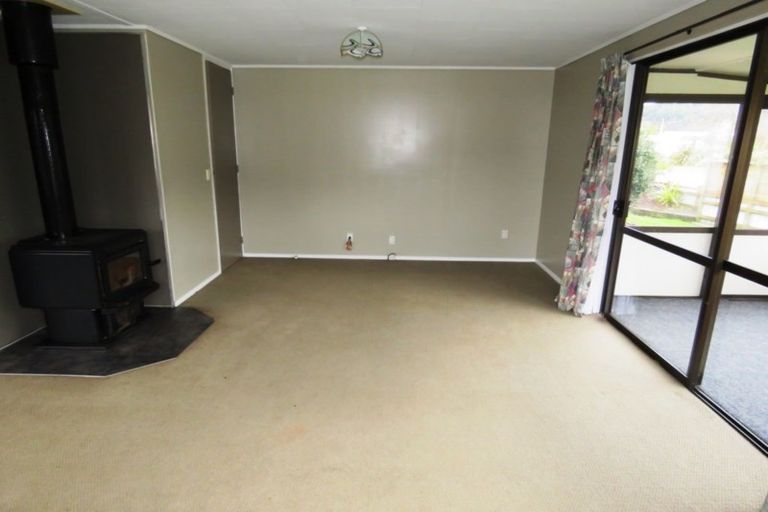 Photo of property in 14 Andersen Street, Reefton, 7830
