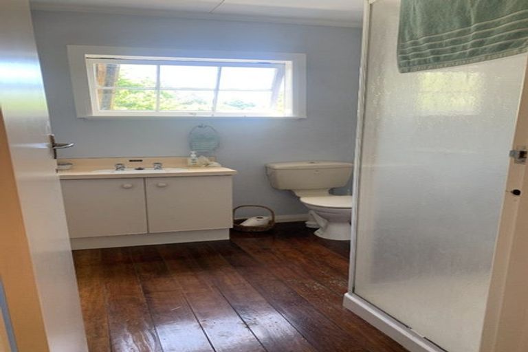 Photo of property in 1471 Masterton Castlepoint Road, Tauweru, Masterton, 5889