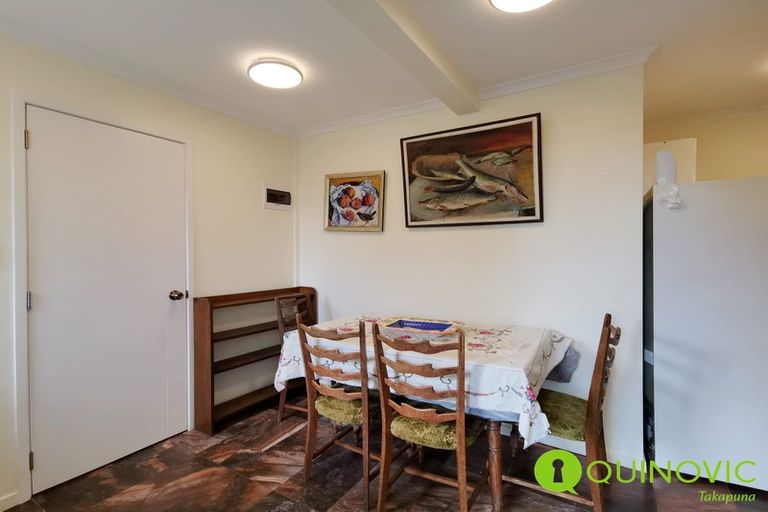 Photo of property in 2/215 Eskdale Road, Birkenhead, Auckland, 0626
