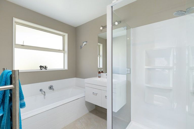 Photo of property in 5 Devenish Place, Atawhai, Nelson, 7010