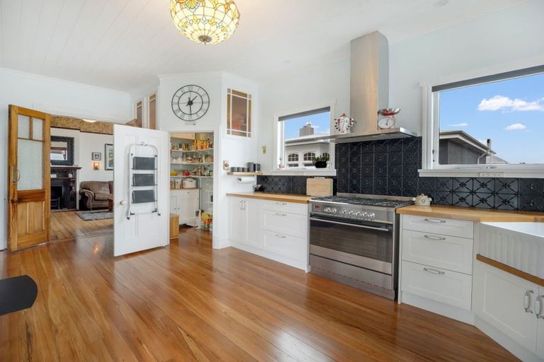 Photo of property in 19 Wharfe Street, South Hill, Oamaru, 9400