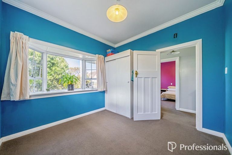 Photo of property in 11 Elizabeth Street, Moera, Lower Hutt, 5010