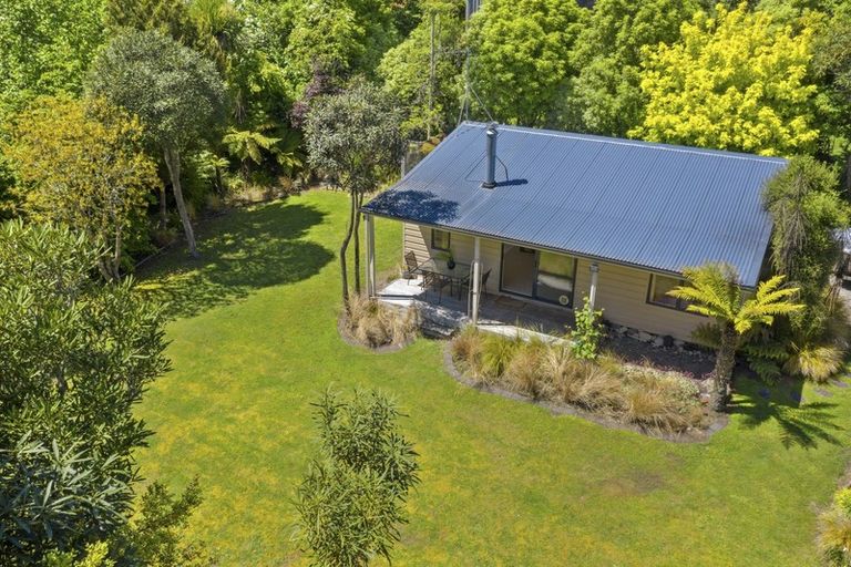 Photo of property in 32 Rangimoana Avenue, Motuoapa, Turangi, 3382
