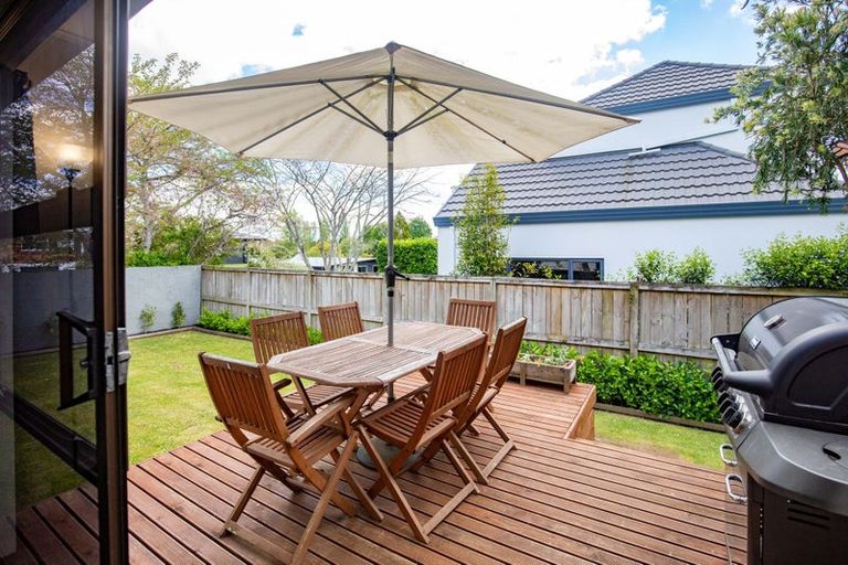 Photo of property in 1 Moule Place, Fairfield, Hamilton, 3214