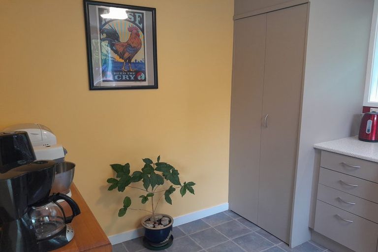 Photo of property in 12 Cheshire Street, Wilton, Wellington, 6012