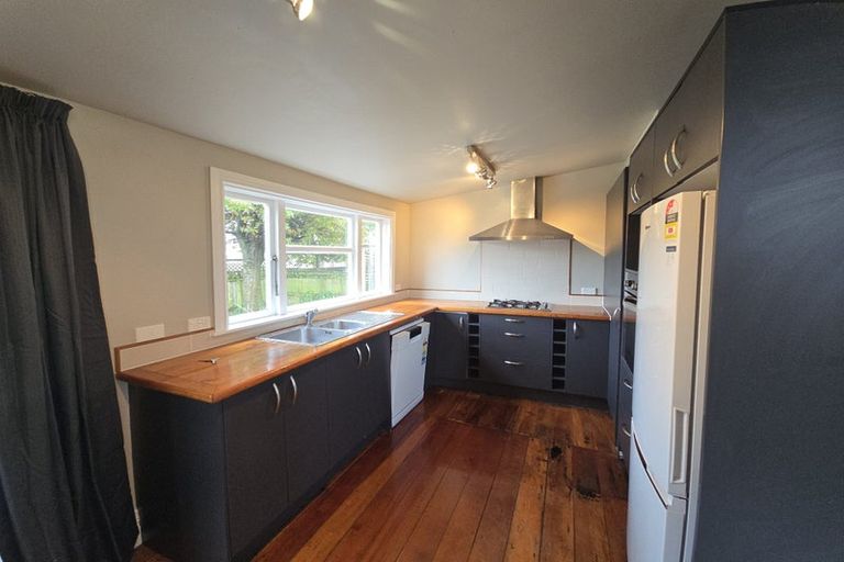 Photo of property in 17a Tama Street, Alicetown, Lower Hutt, 5010