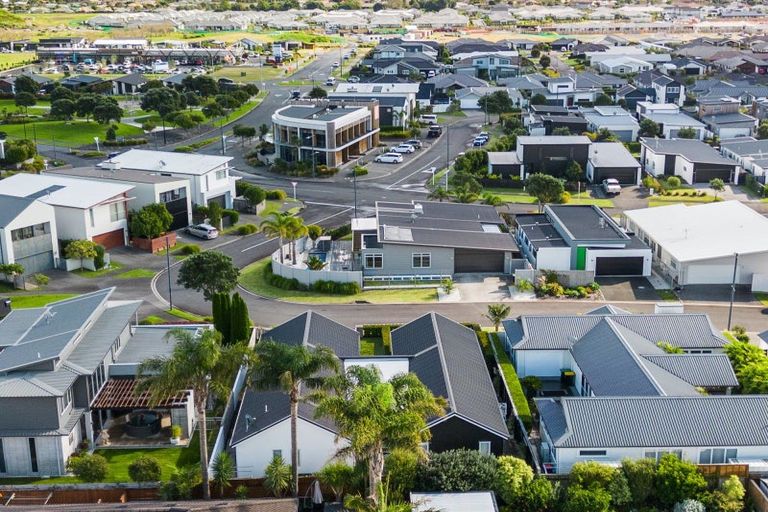 Photo of property in 31 Maria Tini Drive, Papamoa Beach, Papamoa, 3118