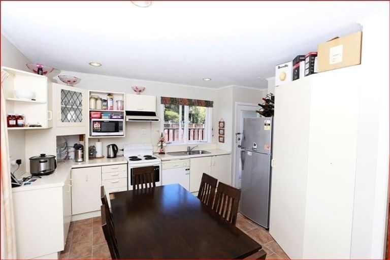 Photo of property in 15 Yorkshire Road, Silverdale, Hamilton, 3216