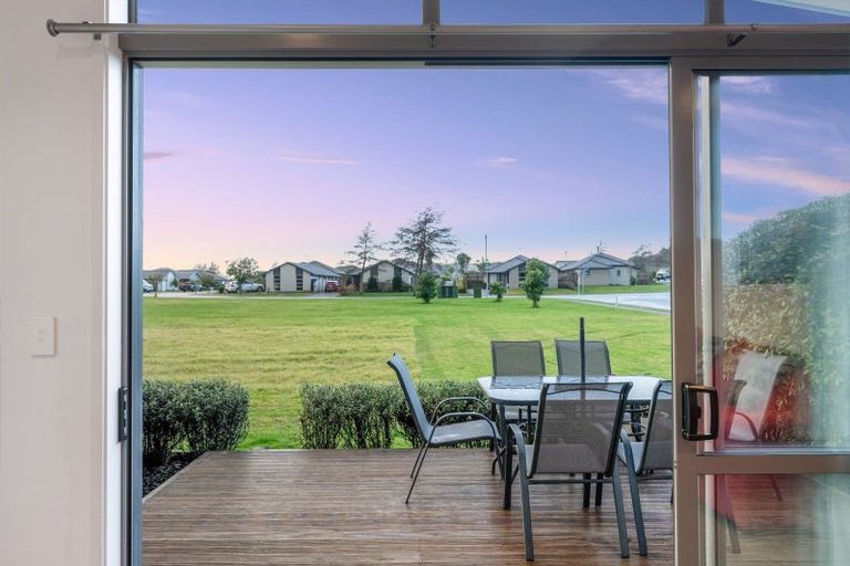 Photo of property in 14 Scoria Close, Pyes Pa, Tauranga, 3112