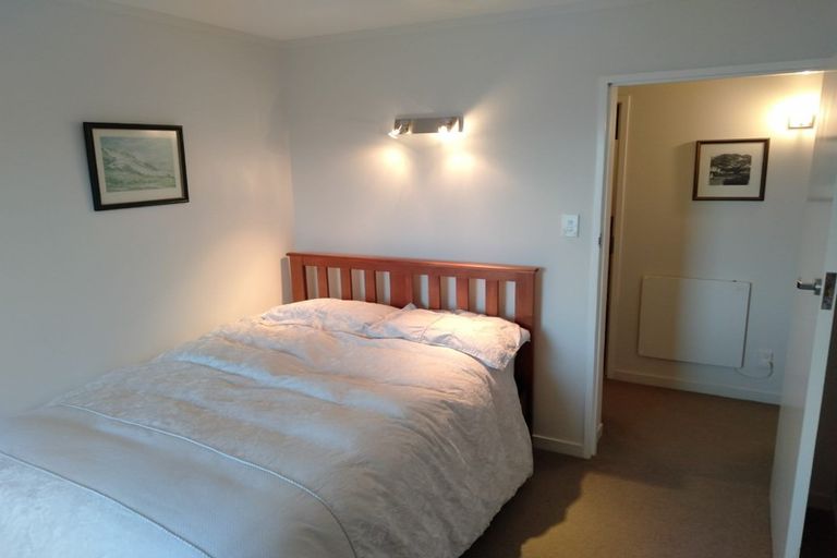 Photo of property in Matai Moana, 2/178 Oriental Parade, Oriental Bay, Wellington, 6011