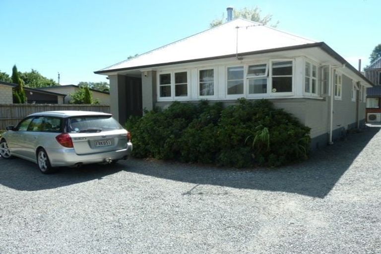 Photo of property in 1/8 Paeroa Street, Riccarton, Christchurch, 8041