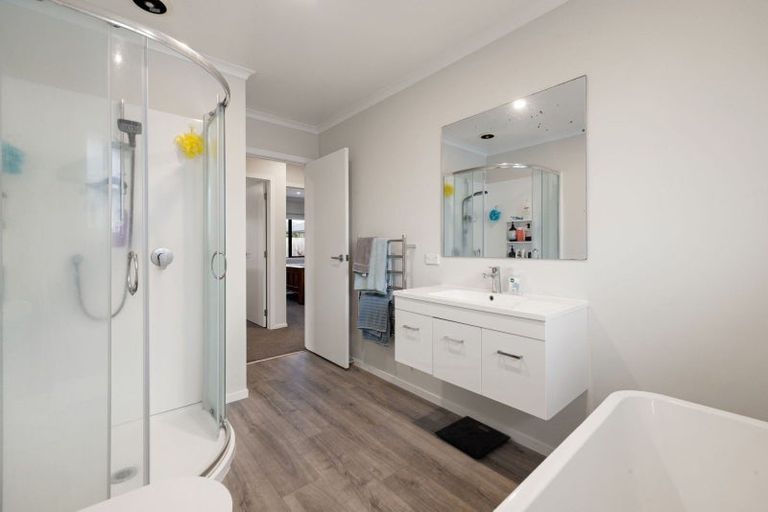 Photo of property in 328 Warburton Crescent, Te Awamutu, 3800