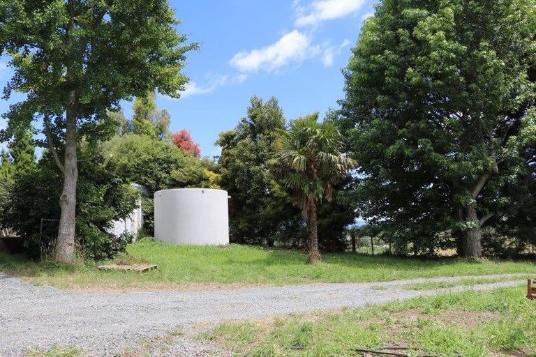 Photo of property in 2220 Kakaramea Road, Ngahinapouri, Hamilton, 3290