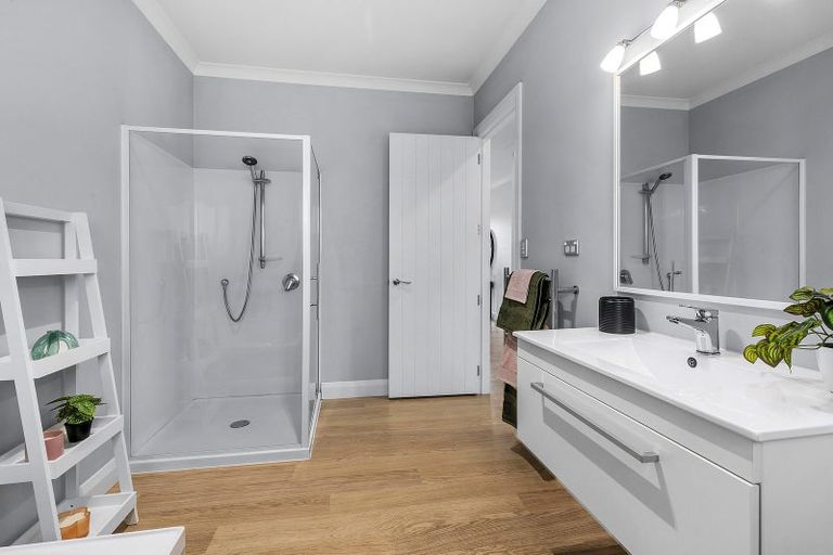 Photo of property in 40 John Burke Drive, Aotea, Porirua, 5024