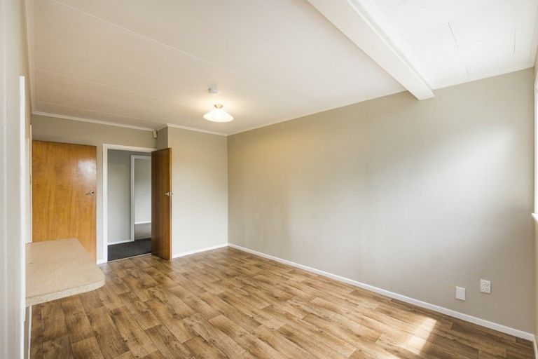 Photo of property in 22 Saturn Crescent, Milson, Palmerston North, 4414
