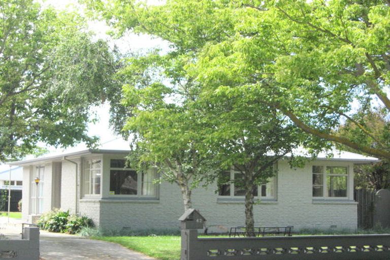 Photo of property in 42 Brabourne Street, Hillsborough, Christchurch, 8022